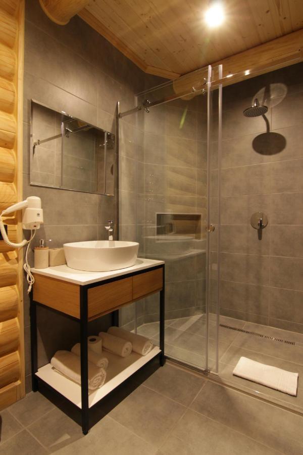 Bozhena Hotel เมอคุลิชิน ภายนอก รูปภาพ