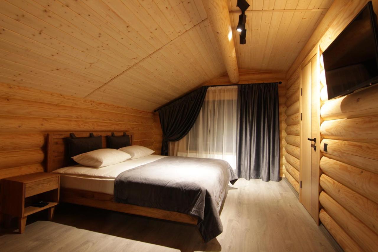 Bozhena Hotel เมอคุลิชิน ภายนอก รูปภาพ