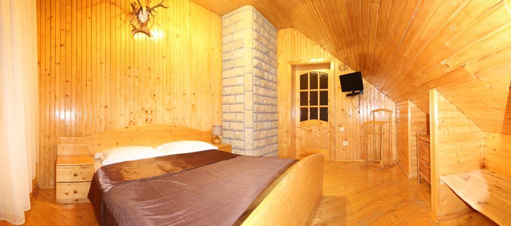 Bozhena Hotel เมอคุลิชิน ภายนอก รูปภาพ
