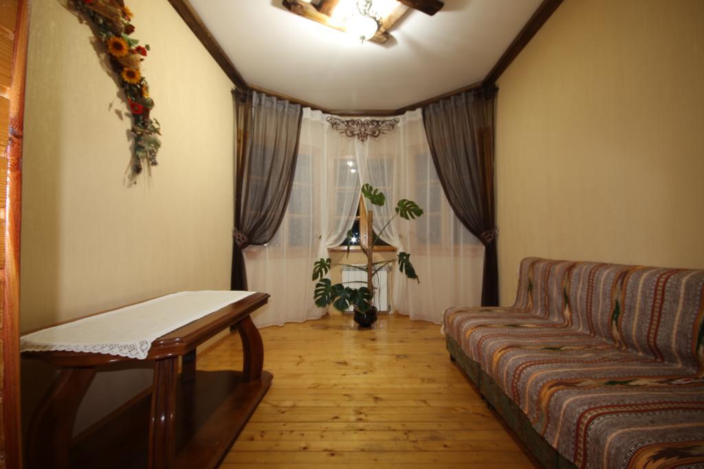 Bozhena Hotel เมอคุลิชิน ภายนอก รูปภาพ
